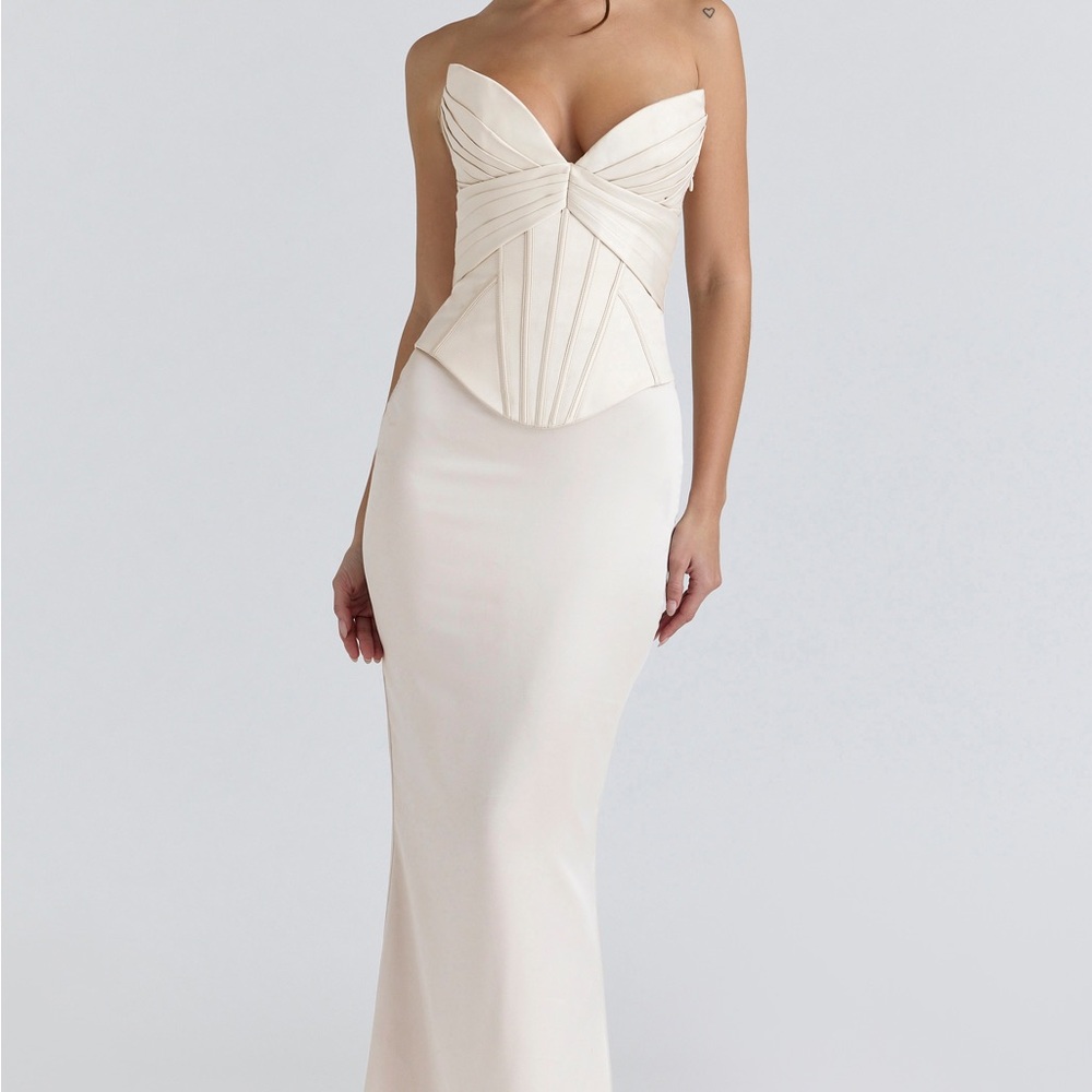 House of CB Strapless Cream Gown